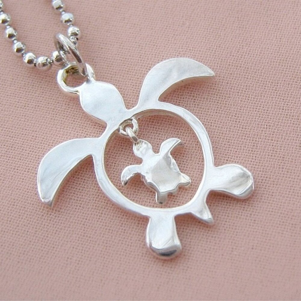 Sea Turtle Necklace for New Mom 925 Sterling Silver - Picture 6 of 9